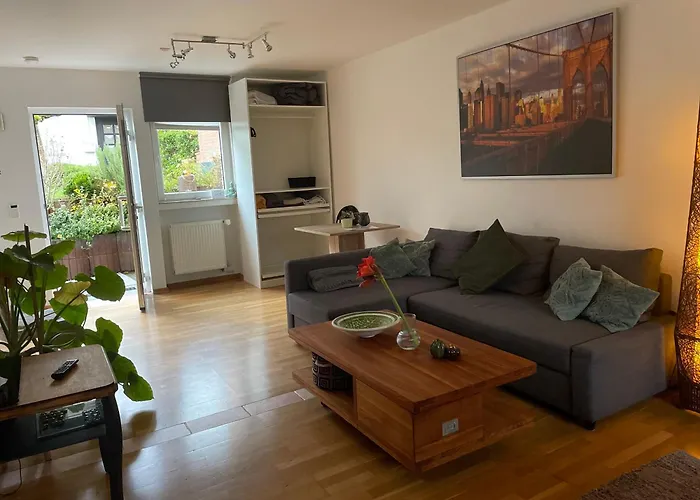 Modernes Im Grünen - Stilvoll Und Komfortabel Apartment Köln