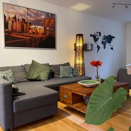 Appartement Modernes Im Gruenen - Stilvoll Und Komfortabel Keulen